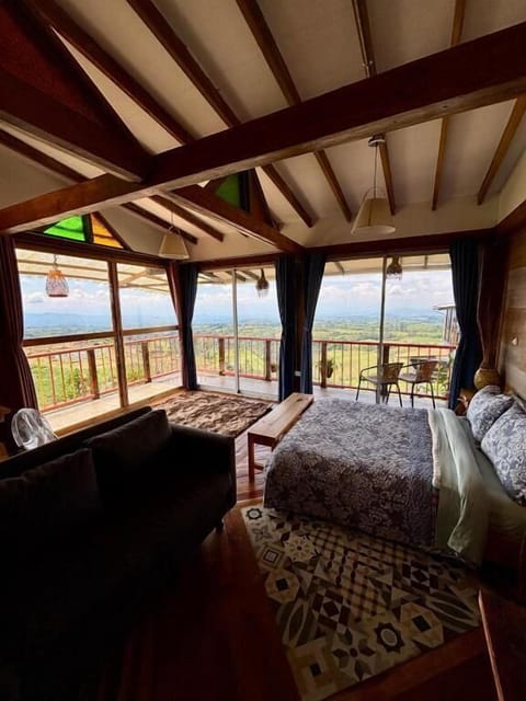 Suite, Balcony, Mountain View | Living area
