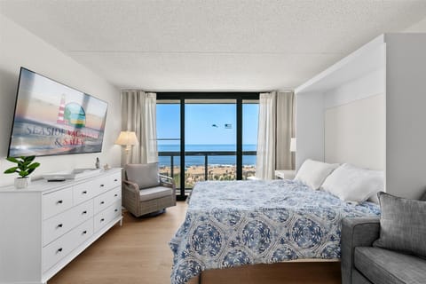 Welcome to Golden Sands 409!