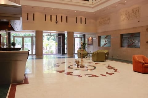 Deluxe Double or Twin Room | Lobby