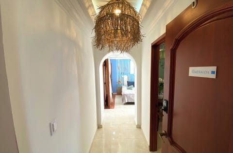 Standard Double Room, Balcony, Sea View | Interior