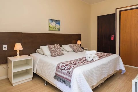 Bedroom. Interior and views may vary based on location and availability.