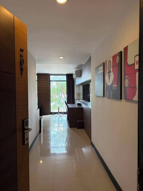 Studio, Balcony, Pool View | WiFi (free)