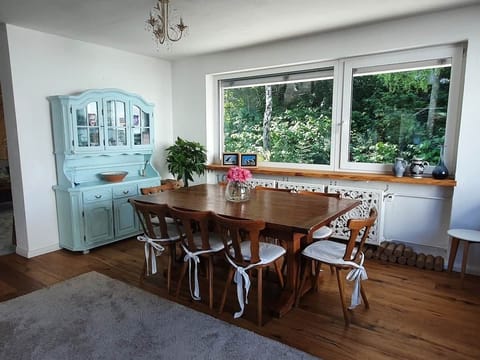 Dining Room with extendable table