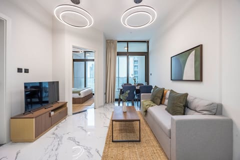 Apartment, Balcony | Living area
