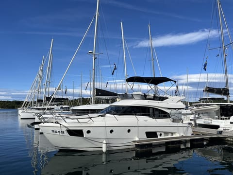 Marina