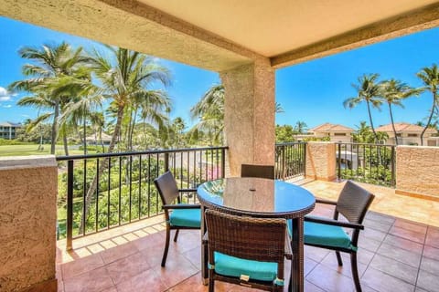 Outdoor Dining With Stunning Island Views