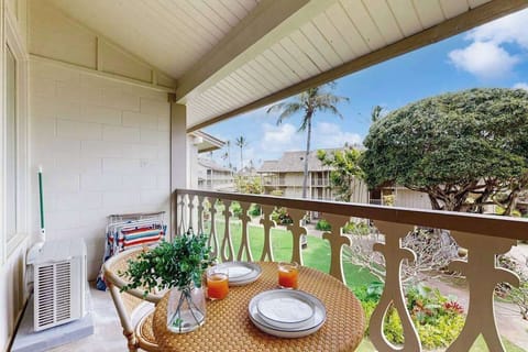 Private Lanai For Outdoor Dining
