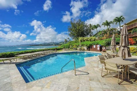 Infinity Edge Pool With Ocean Views