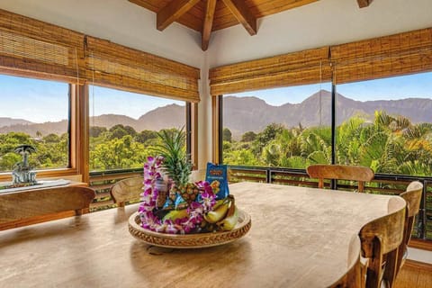 Mountain View Dining Retreat