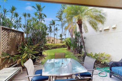 Private Tropical Garden Patio