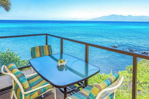 Oceanfront Balcony For Sunrise Coffee