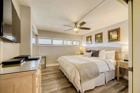 Cozy Island Inspired Sleeping Space