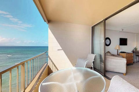Private Oceanfront Lanai Escape