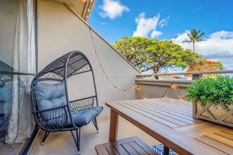 Private Lanai Made For Morning Coffee