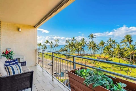  Enjoy the ocean views from your penthouse double lanai balcony.