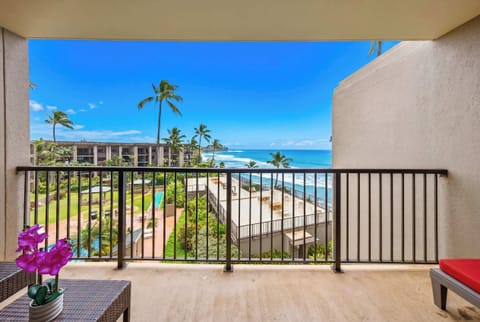 Pristine Pacific Vistas From Your Private Lanai Sanctuary