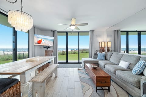Welcome to Seaside Beach & Racquet Club 3106!