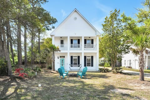 Oak Island Vacation Rental | 2BR | 2.5BA | 1,700 Sq Ft