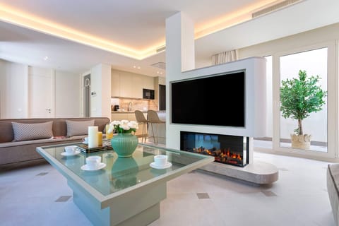 House (6 Bedrooms) | Living area | 60-inch Smart TV with digital channels