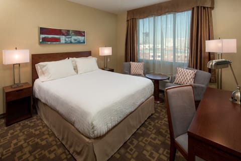 1 bedroom, premium bedding, down comforters, pillowtop beds