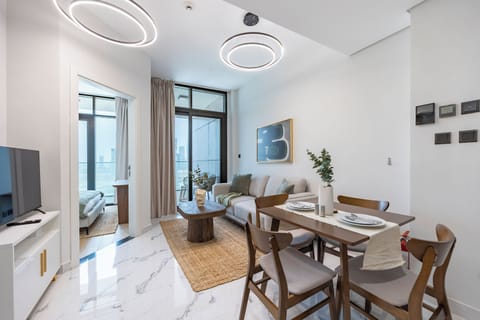 Apartment, Balcony | Living area