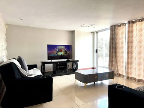 Shared Dormitory, 2 Bedrooms | Living room