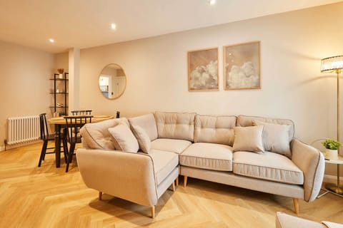Belvedere Terrace, Scarborough - Host & Stay 