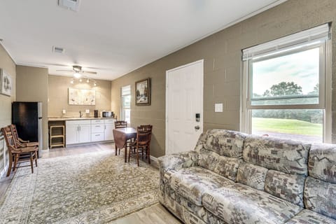 Clinton Vacation Rental | 2BR | 1BA | 450 Sq Ft