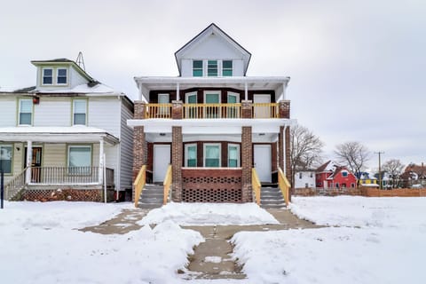 Detroit Vacation Rental | 6BR | 4BA | 2,900 Sq Ft