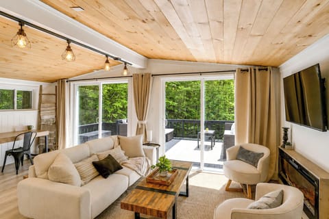 Monroe Vacation Rental | 2BR | 1BA | 688 Sq Ft
