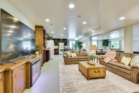 Kaysville Vacation Rental | 2BR | 2BA | 1,777 Sq Ft