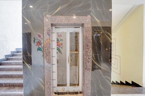 Elevator