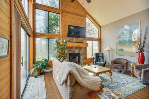 Living Room | 1st Floor | Full Sleeper Sofa
