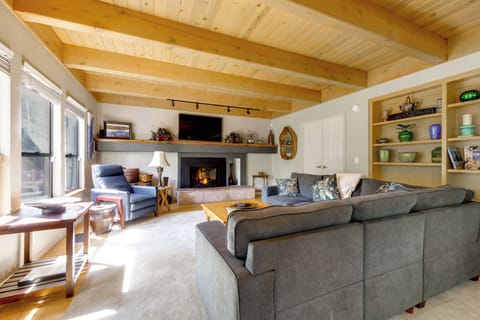 Auburn Vacation Rental | 4BR | 3BA | 1,850 Sq Ft