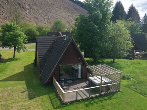 Residential Area, Apartment, Estate, Resort, Mansion, Balcony, Villa, Swimming Pool