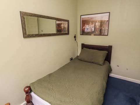 2 bedrooms, WiFi (free), individually decorated, individually furnished