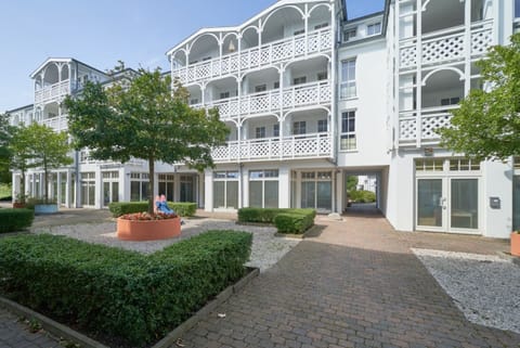 Apartment | Garden