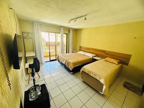 Classic Triple Room | WiFi (free)