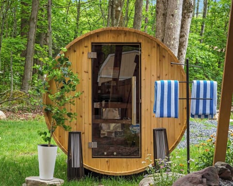 Detox, unwind, and recharge in the gorgeous outdoor barrel sauna — the ultimate wellness retreat right in your own backyard. 