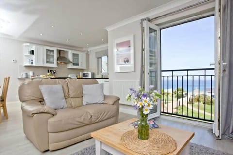Cosy lounge with sea views