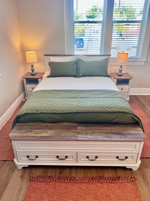 Your cozy bedroom retreat awaits. Unwind in a plush Queen bed after a day of exploring Prescott.
