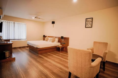 Deluxe Room | Desk, laptop workspace, WiFi (free)