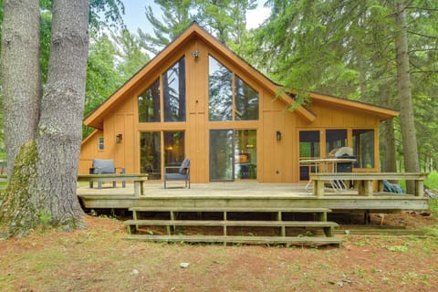 Shell Lake Vacation Rental | 3BR | 2BA | 2,100 Sq Ft