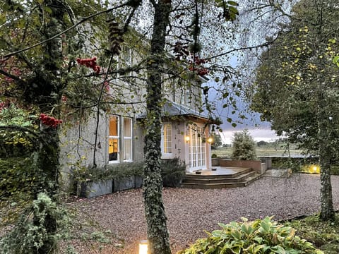 Cairns House front view