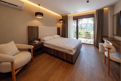 Blackout drapes, soundproofing, iron/ironing board (on request)