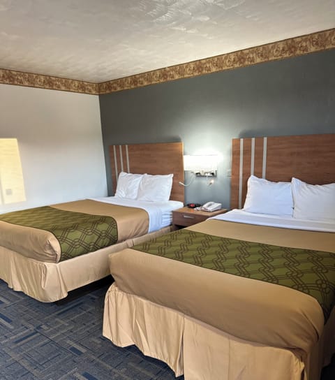 Standard Double Room, 2 Double Beds | Desk, iron/ironing board, rollaway beds (surcharge), WiFi (free)