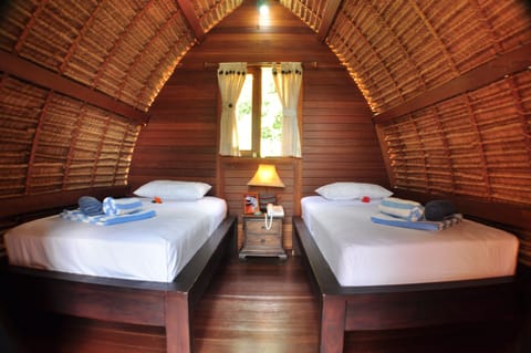 Lumbung | Minibar, in-room safe, individually decorated, individually furnished