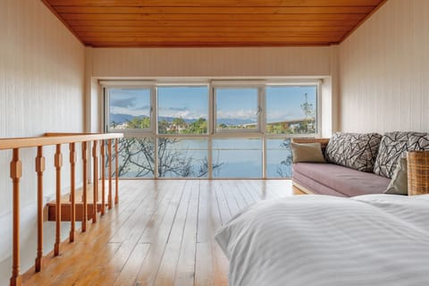 Superior Chalet | Blackout drapes, WiFi (free), bed sheets