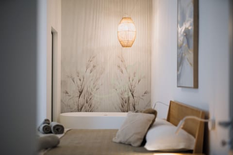 Apartment (2 Bedrooms) | 2 bedrooms, iron/ironing board, cribs (surcharge), bed sheets