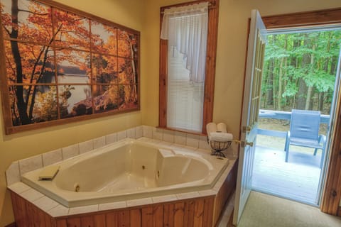 Romantic French Mountain Suite, King Bed, Fireplace, Jacuzzi, Private Deck | Egyptian cotton sheets, premium bedding, down comforters, pillowtop beds